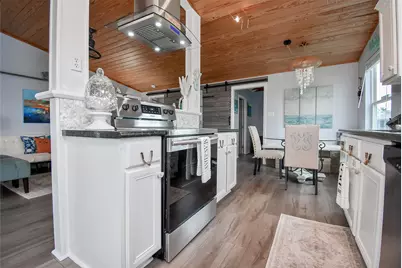 16630 Bermuda Way, Jamaica Beach, TX 77554 - Photo 23