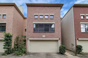 411 W 26th St, Houston, TX 77008 - Photo 1