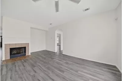 1318 Hawks Nest Drive, Houston, TX 77067 - Photo 17