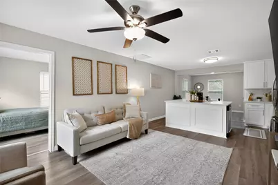 5233 Higgins Street, Houston, TX 77033 - Photo 9