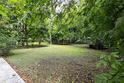 5233 Higgins Street, Houston, TX 77033 - Photo 23