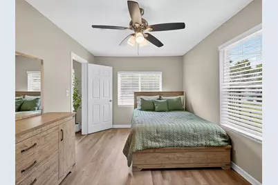 5233 Higgins Street, Houston, TX 77033 - Photo 3
