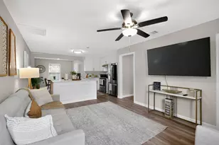 5233 Higgins St, Houston, TX 77033 - Photo 11