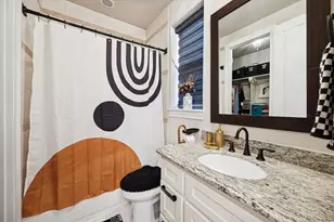 5820 Darling St, Houston, TX 77007 - Photo 11