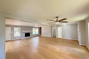 9814 Foxrun Ct, Houston, TX 77080 - Photo 5