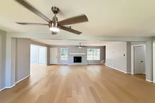 9814 Foxrun Ct, Houston, TX 77080 - Photo 3