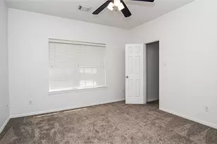 143 N Shawnee Ridge Cir, The Woodlands, TX 77382 - Photo 17