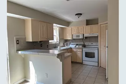 1403 Blalock Road #16, Houston, TX 77055 - Photo 7