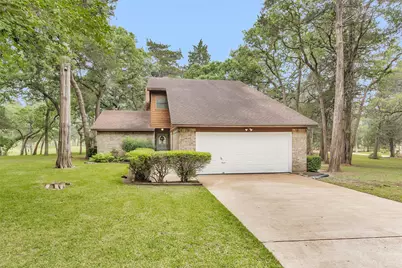 105 Seminole Drive, New Ulm, TX 78950 - Photo 3