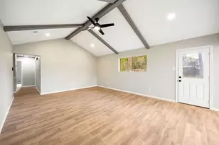 2114 Eagle Point Rd, Crosby, TX 77532 - Photo 11