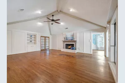 1015 Woodhorn Drive, Houston, TX 77062 - Photo 15