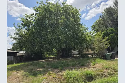 7243 Saint Augustine Street, Houston, TX 77021 - Photo 9