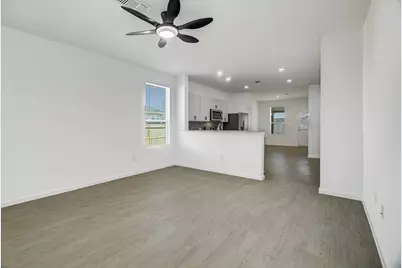 519 Louis Lane, Baytown, TX 77523 - Photo 5