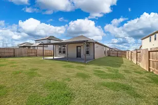 519 Louis Ln, Baytown, TX 77523 - Photo 29