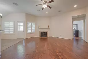 207 Rolling Plains Dr, Sugar Land, TX 77479 - Photo 9