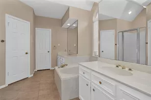 139 April Waters Dr N, Conroe, TX 77356 - Photo 23