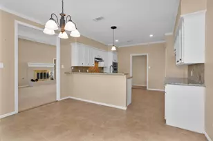 139 April Waters Dr N, Conroe, TX 77356 - Photo 15