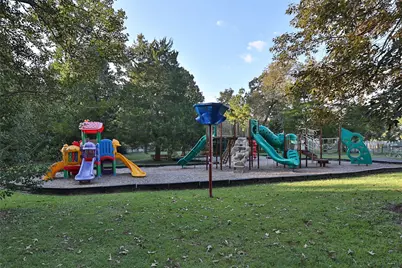 139 April Waters Drive N, Conroe, TX 77356 - Photo 45