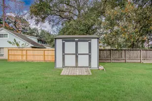 27226 Blueberry Hill Dr, Conroe, TX 77385 - Photo 43