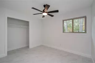 27226 Blueberry Hill Dr, Conroe, TX 77385 - Photo 29