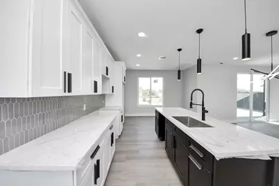 216 San Jacinto Street, La Porte, TX 77571 - Photo 13