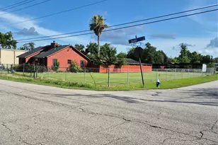 11217 Todd St, Houston, TX 77055 - Photo 9