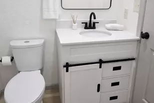 58 Hybiscus Ct, Lake Jackson, TX 77566 - Photo 7