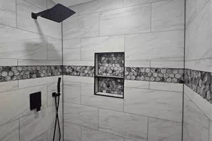 58 Hybiscus Ct, Lake Jackson, TX 77566 - Photo 7