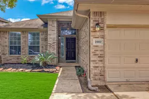 2002 Monarch Hollow Ln, Katy, TX 77449 - Photo 3