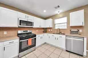 9510 Yearling Branch Dr, Houston, TX 77075 - Photo 21