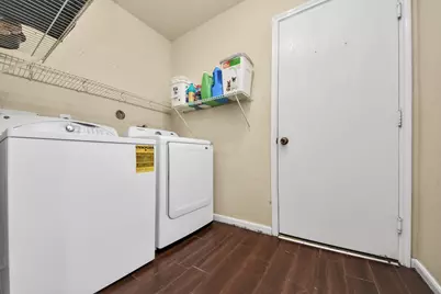 9510 Yearling Branch Dr, Houston, TX 77075 - Photo 11