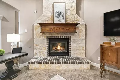 4527 Majestic Drive, Baytown, TX 77523 - Photo 9