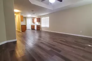 9342 Canady Park Ln, Houston, TX 77075 - Photo 11