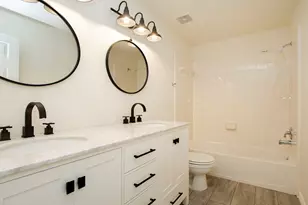 1210 Berwick Manor Ct, Spring, TX 77379 - Photo 7