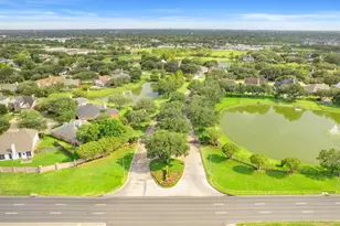 30 Crestview Trail, Houston, TX 77082 - Photo 41