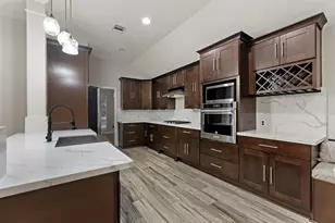 30 Crestview Trail, Houston, TX 77082 - Photo 11