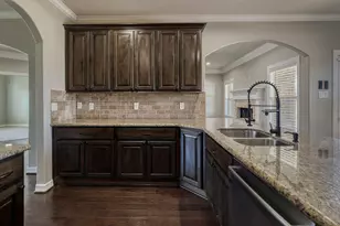 2688 Settler's Way Dr, Sealy, TX 77474 - Photo 5