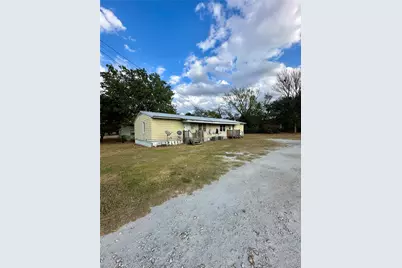 308 N Dallas Street, Groesbeck, TX 76642 - Photo 1