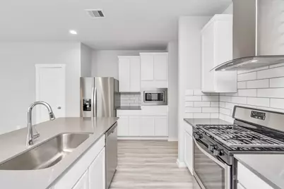 3020 Gunnersbury Drive, Houston, TX 77047 - Photo 9