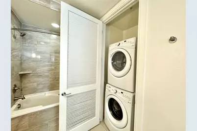 2303 Mid Lane #729, Houston, TX 77027 - Photo 5