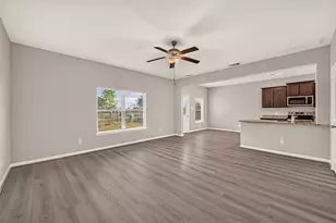 1013 Western Rose Dr, Katy, TX 77493 - Photo 5