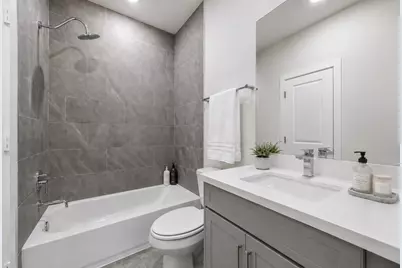 6342 Paddington Bend Drive, Houston, TX 77008 - Photo 9