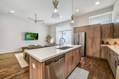 1004 California Street #203, Houston, TX 77006 - Photo 15