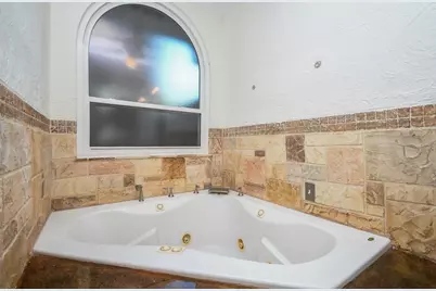 6617 Tournament Drive, Houston, TX 77069 - Photo 11