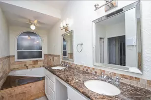 6617 Tournament Dr, Houston, TX 77069 - Photo 9