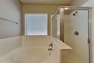 8000 N Tarrytown Crossing Dr, Conroe, TX 77304 - Photo 9