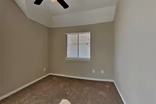 8000 N Tarrytown Crossing Dr, Conroe, TX 77304 - Photo 15