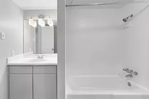 874 Yorkchester Dr, Houston, TX 77079 - Photo 17