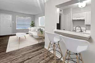 874 Yorkchester Dr, Houston, TX 77079 - Photo 7