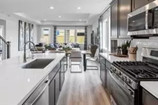 9726 Arrigoni Creek Dr, Cypress, TX 77433 - Photo 15